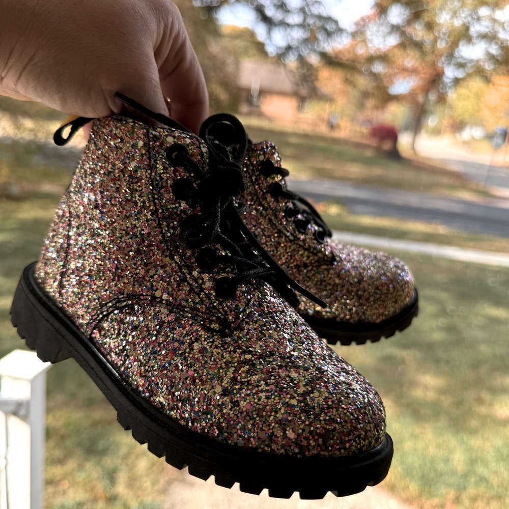 Lola and the Boys Stardust Boots- toddler size 9.5.